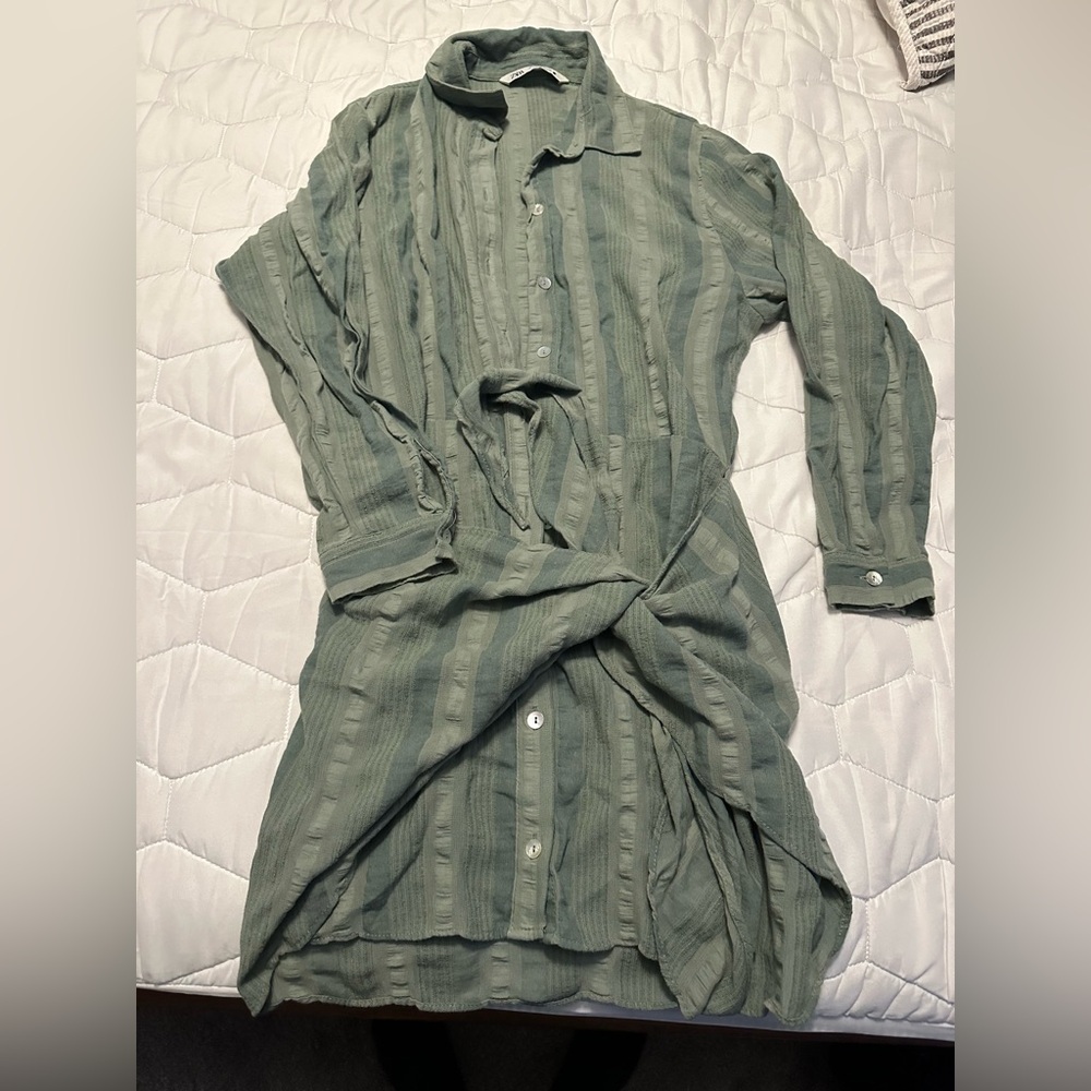 Zara Green Casual Button Down Shirt